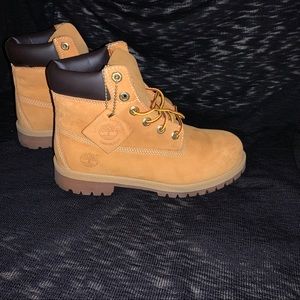 Timberlands Women’s Size 7 Men’s Size 5